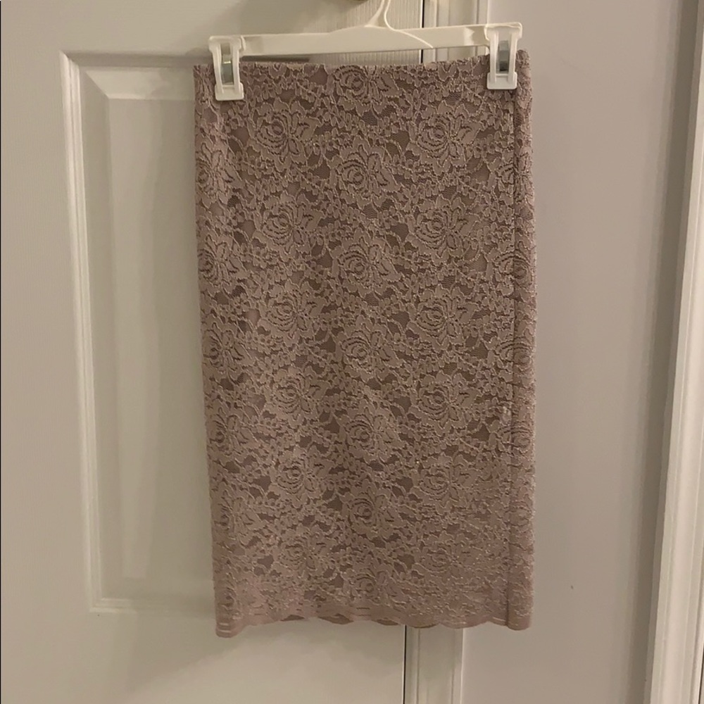 Forever 21 Lace Pencil Skirt